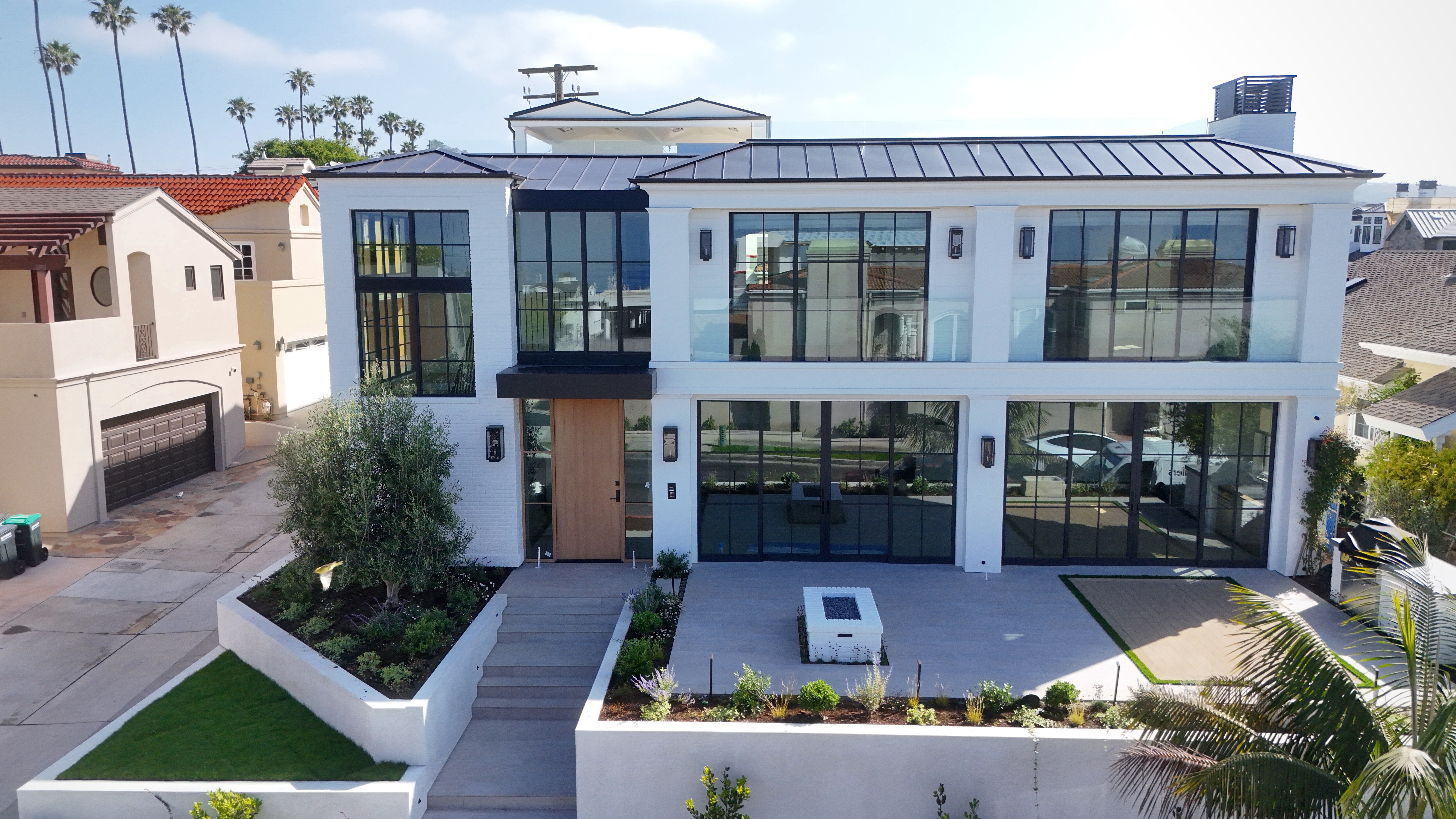 Outdoor view of the house.