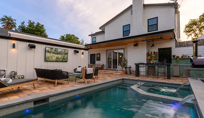 Modern backyard with swimming pool